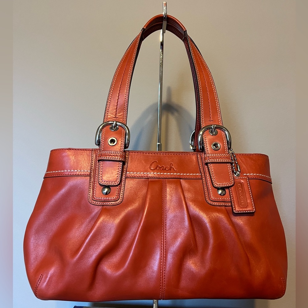 COACH Soho Pleated Leather Vintage Handbag - Excellent Condition